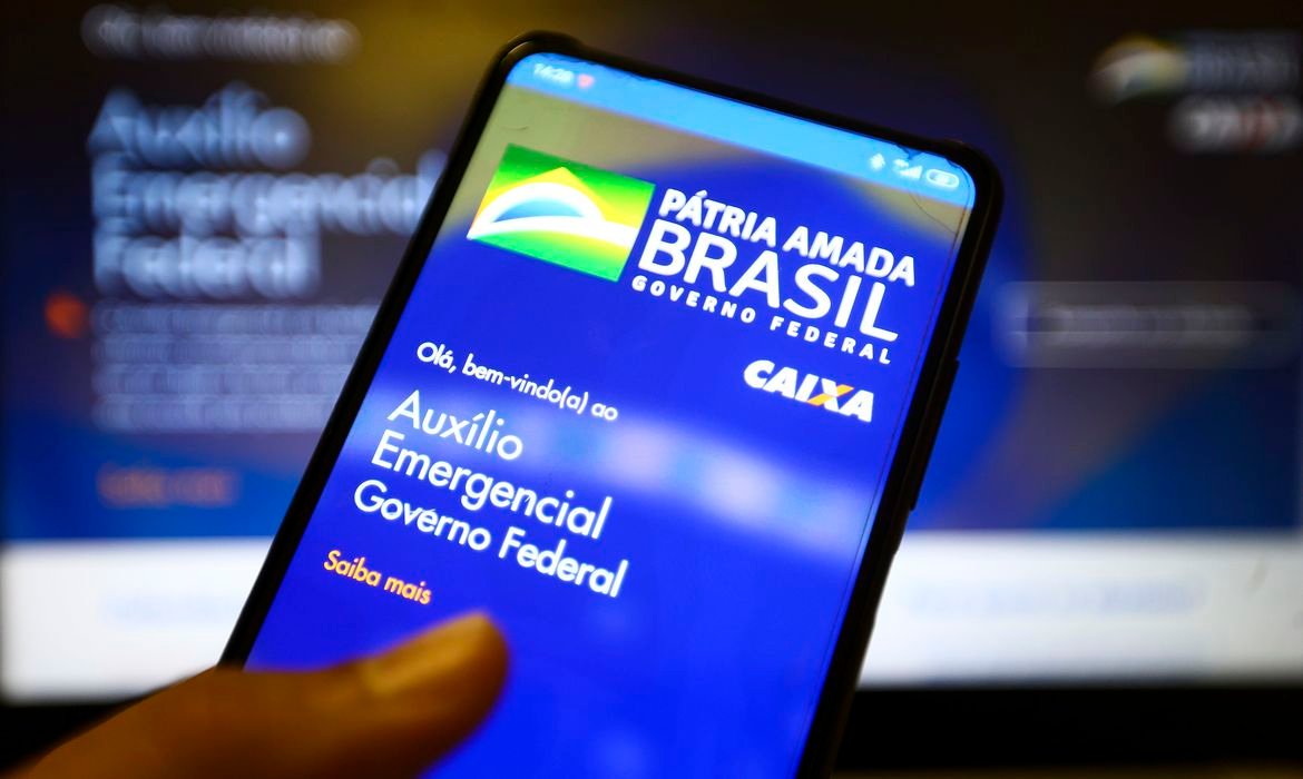 Nascidos em maio recebem hoje segunda parcela do auxílio emergencial