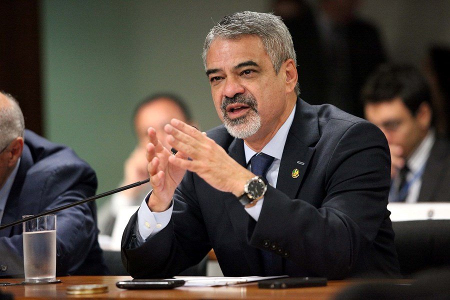 Em Brasília, senador defende candidatura própria do PT em João Pessoa ao invés de apoiar Cícero