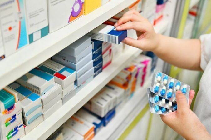 Mais de 3 mil medicamentos ficarão mais baratos em outubro